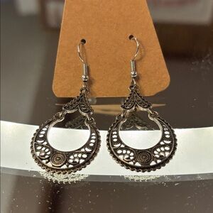 Intricate Silver Filigree Drop Earrings